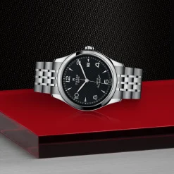 Tudor 1926 Outlet