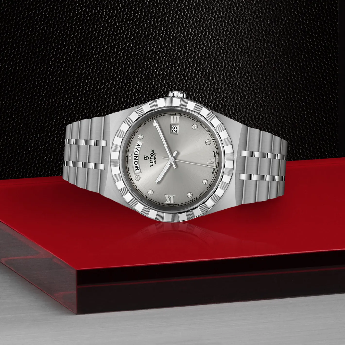 Tudor Royal New